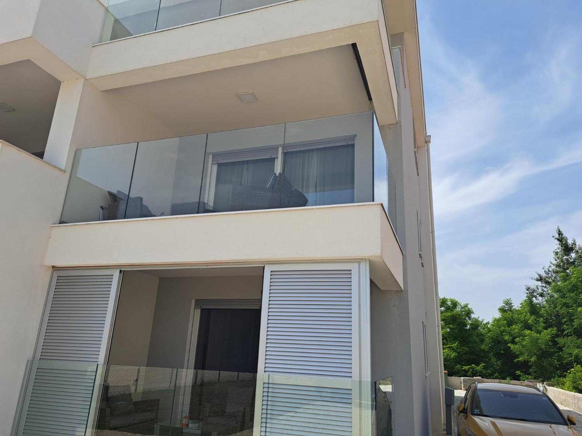 B & R Summer Breeze Apartments Nin Exterior foto
