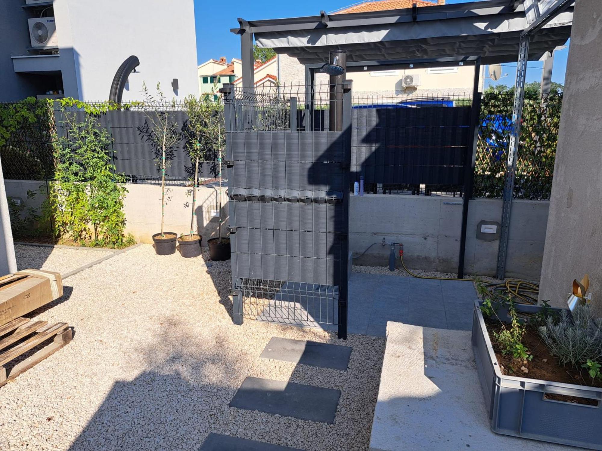 B & R Summer Breeze Apartments Nin Exterior foto