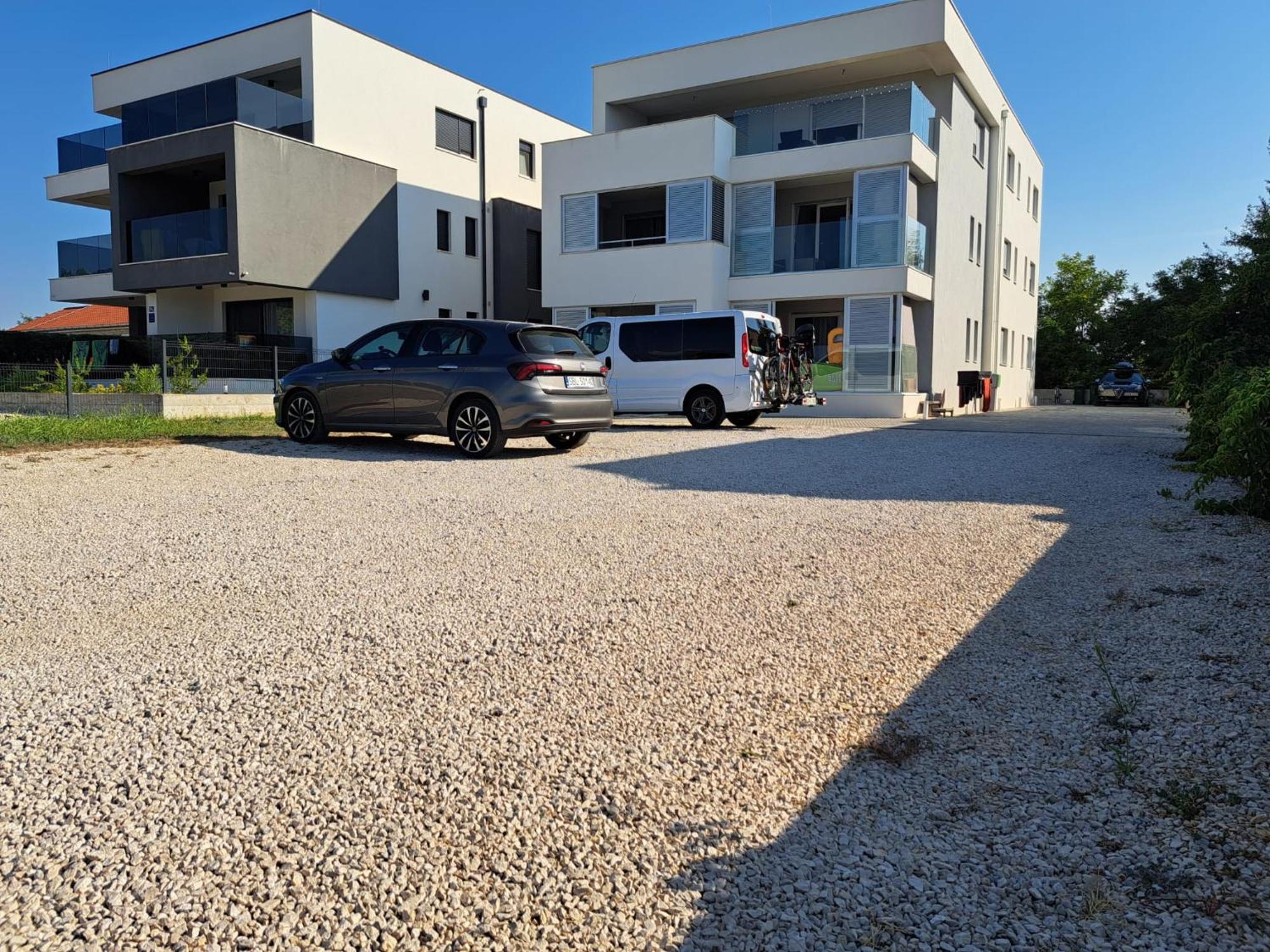 B & R Summer Breeze Apartments Nin Exterior foto